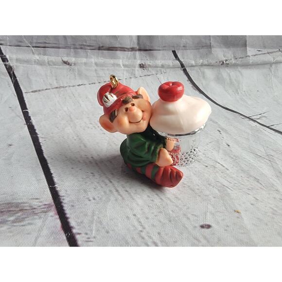 Hallmark 1983 Thimble Series #6 Elf w/ Cupcake Cherry on Top Ornament Christmas - Picture 1 of 5